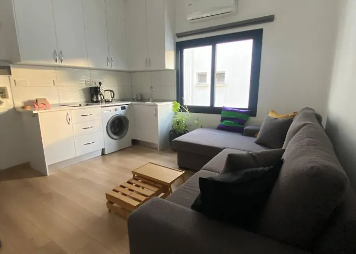 Stylish Retreat In Nicosias Heart * 尼科西亚